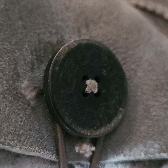 UGG BAILEY BUTTON CLASSIC SHORT GRAY BOOTS PRICE FIRM - Picture 3 of 12